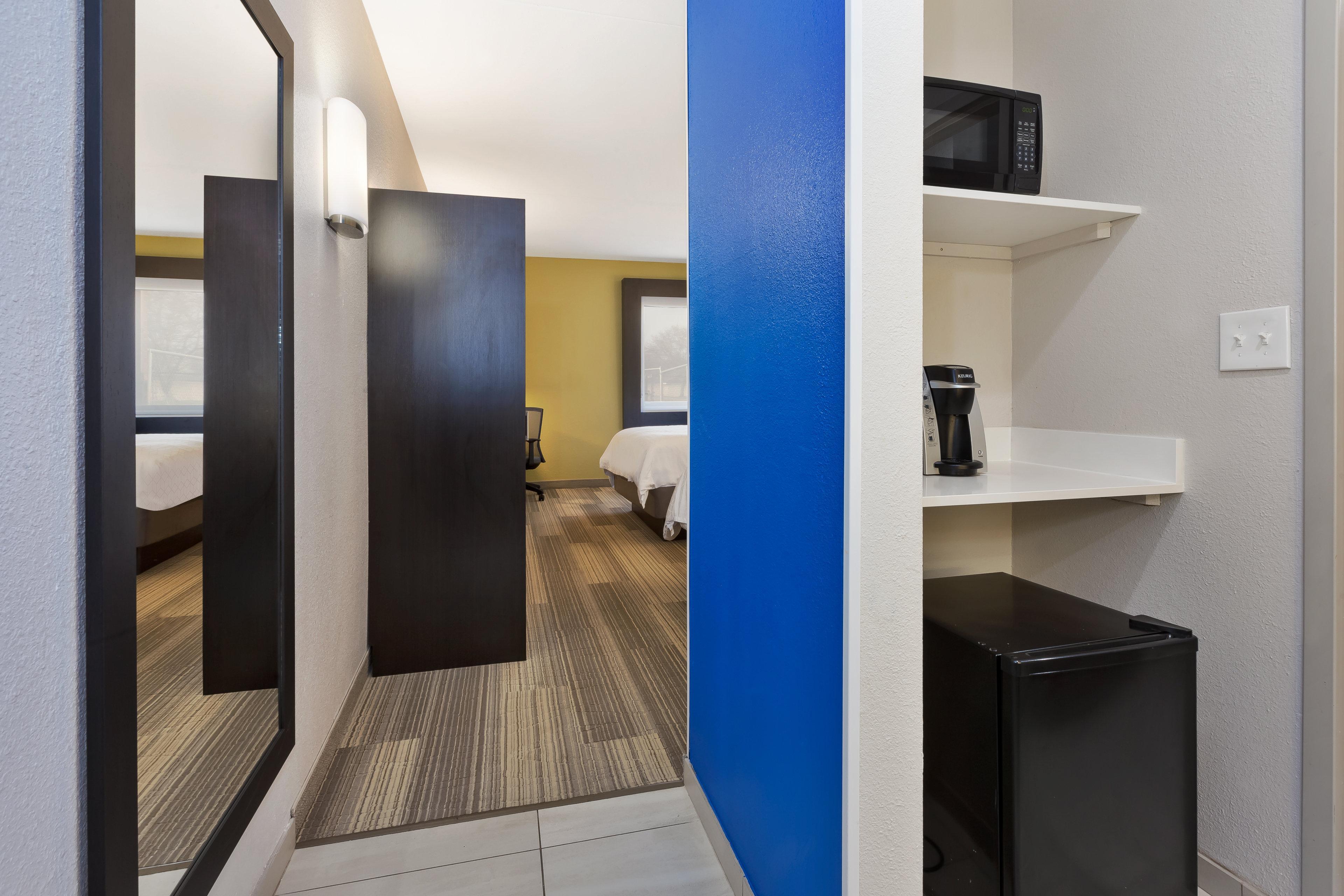 Holiday Inn Express Detroit-Warren/General Motors Technology Center By Ihg Ngoại thất bức ảnh
