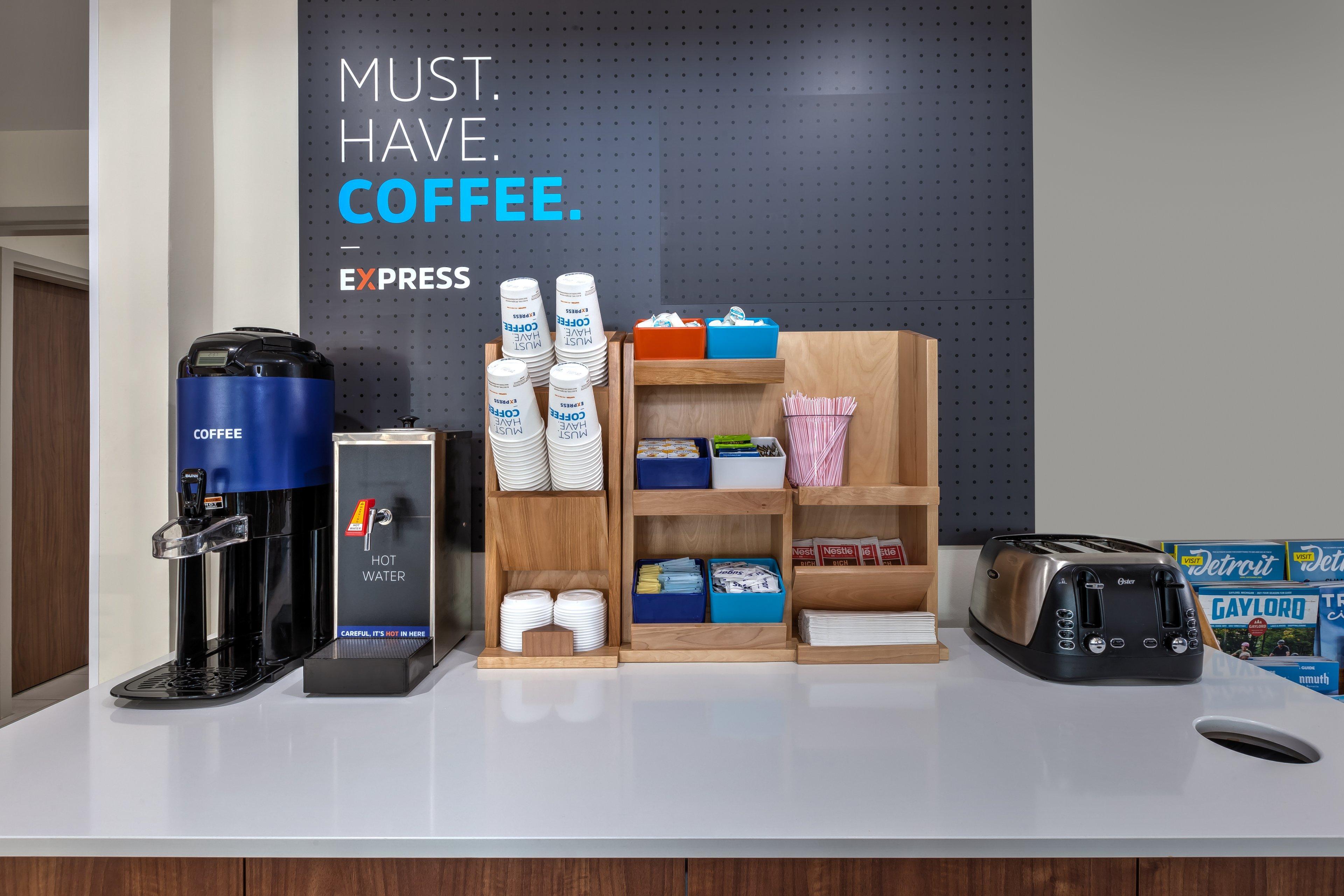 Holiday Inn Express Detroit-Warren/General Motors Technology Center By Ihg Ngoại thất bức ảnh